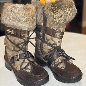 Coach Tan and Brown Boots with Fur